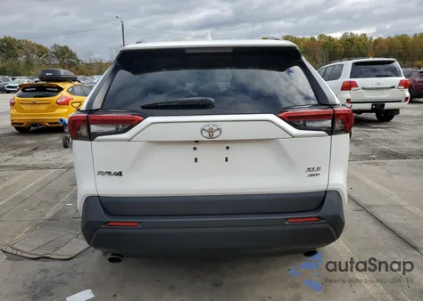 2021 Toyota Rav4 Xle из США, поврежденный, VIN 2T3P1RFV3MC243243